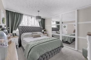 Photo 33- click for photo gallery